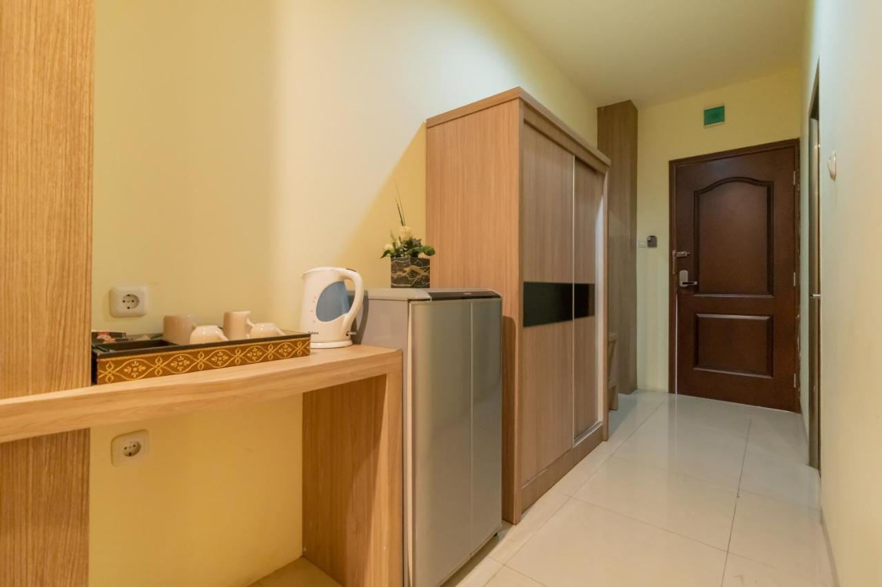 فندق أو واي أو 736 بيست سكيب باليمبانغْ المظهر الخارجي الصورة