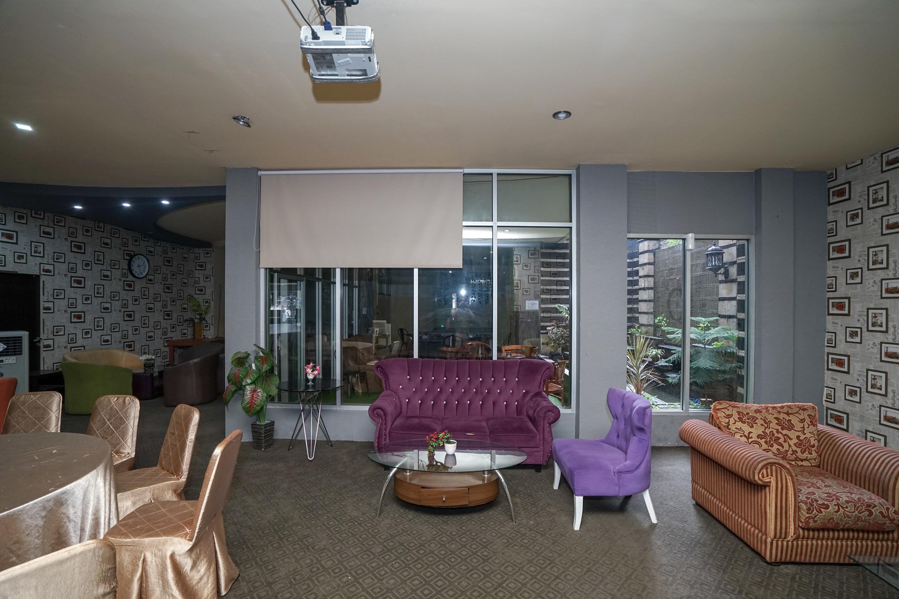 فندق أو واي أو 736 بيست سكيب باليمبانغْ المظهر الخارجي الصورة